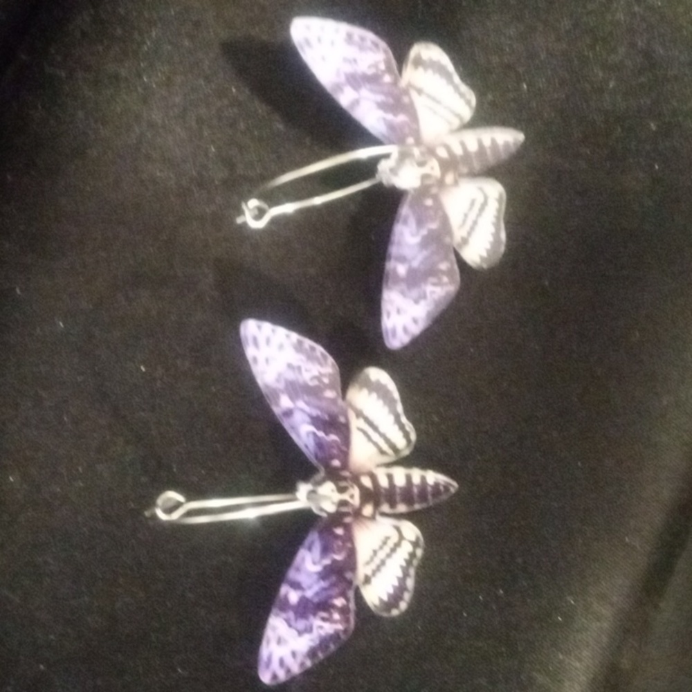 Deathmoth earings purple